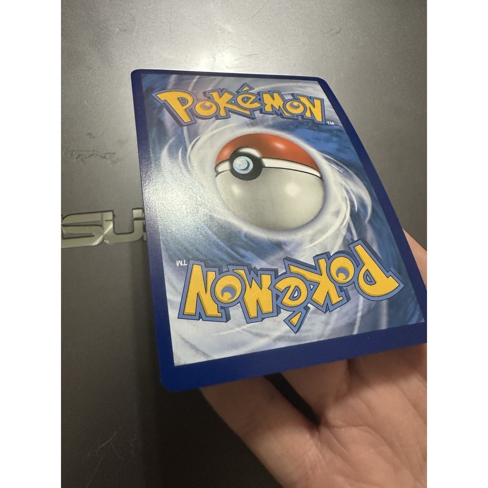 Pikachu‎ V SWSH061 MISCUT ERROR Promo Pokémon Card - Near Mint - Picture 6 of 9
